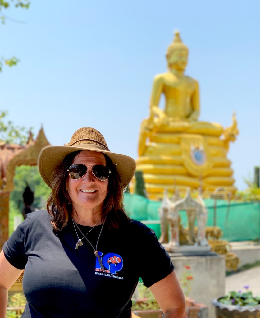 Come With Me and Travel to Thailand! – It's a T-Sweets day!